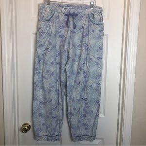 Victoria’s Secret Flannel PJ Pants  Size L